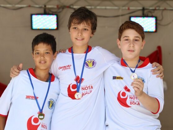 apec-bom-de-nota-bom-de-bola-135-medium-628×418